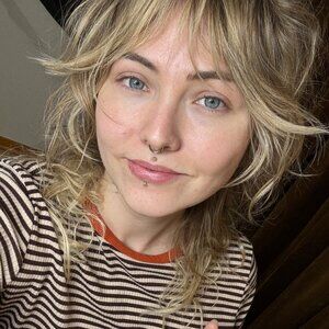 Meet your Posher, Emma